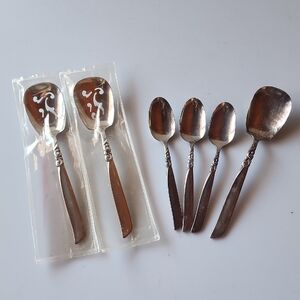 6 Pcs. South Seas By Oneida Community Elegant Silverplated Utensil Set.